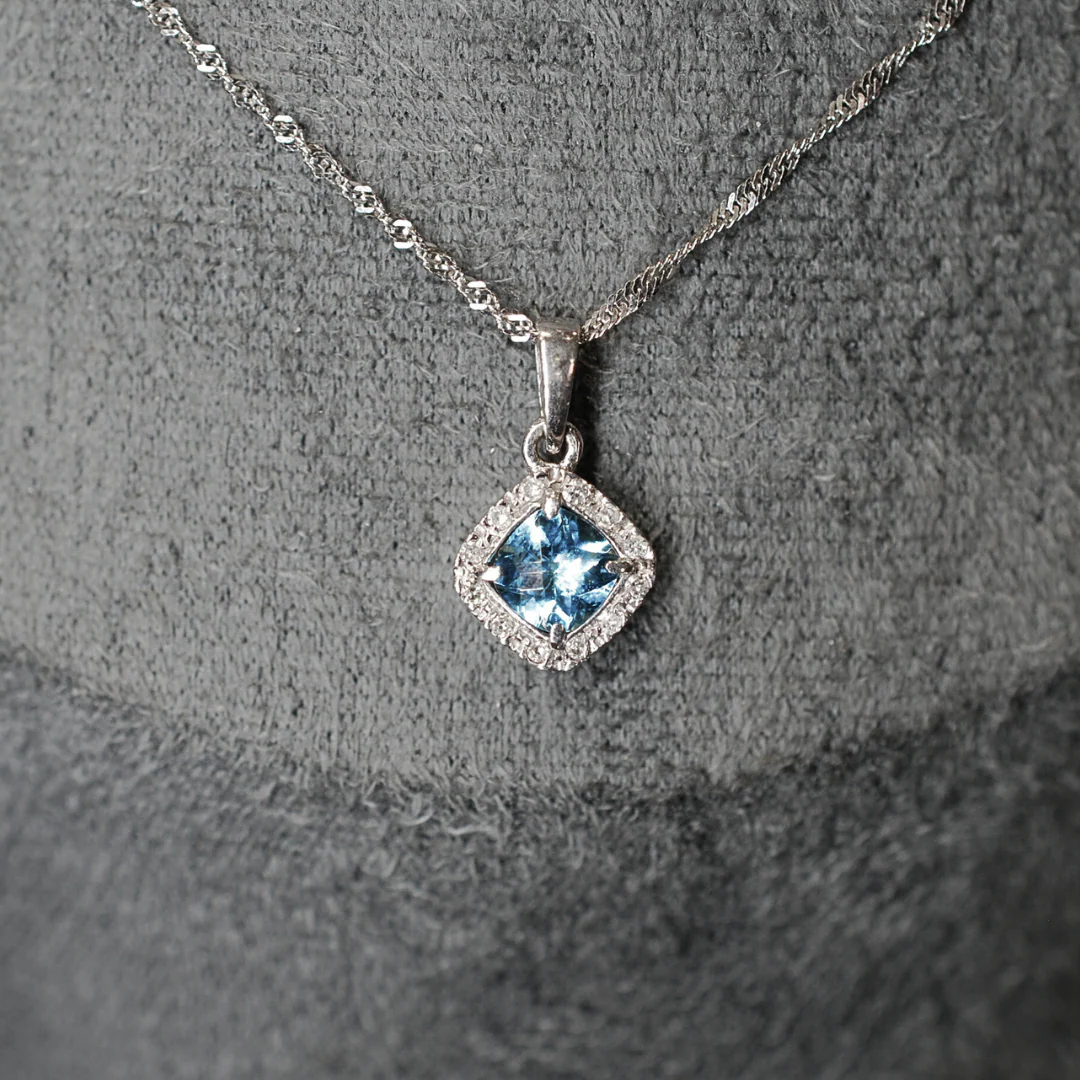 9ct gold diamond topaz necklace - Image 2
