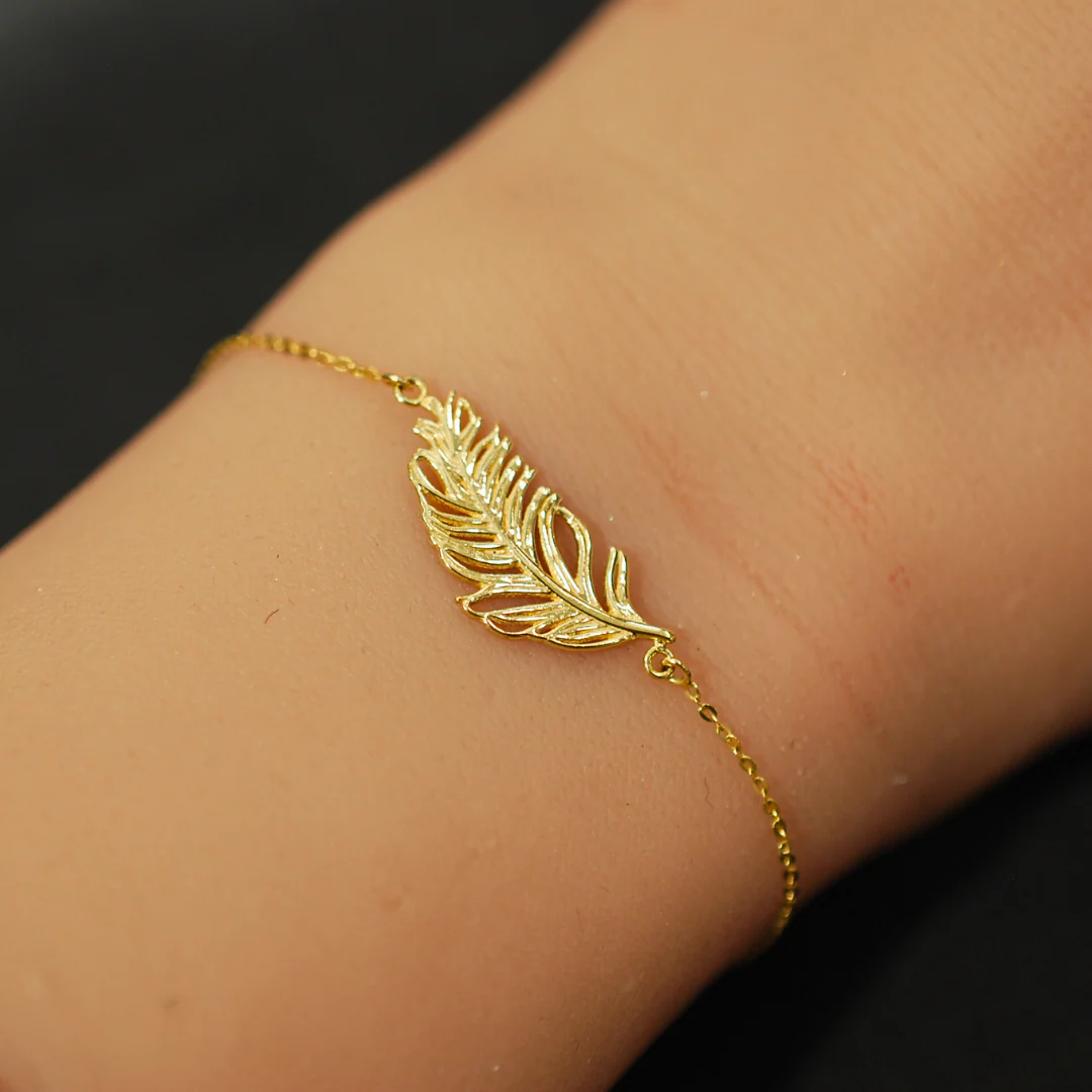 9ct gold feather bracelet - Image 2