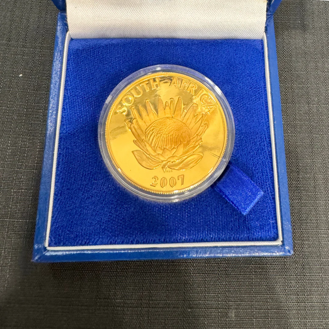 Protea series 24ct coin - Image 4