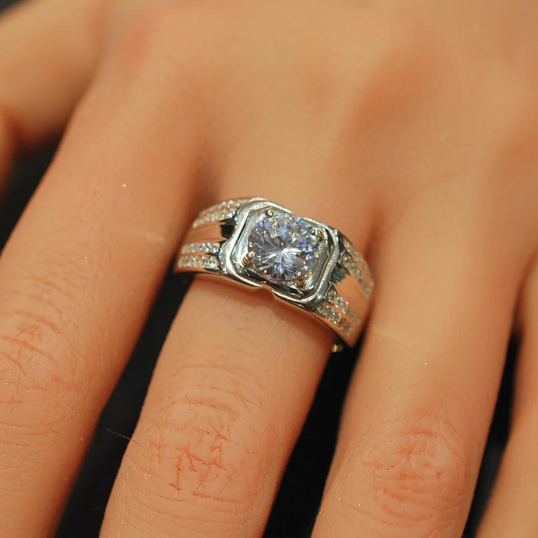 Silver cz ring - Image 3